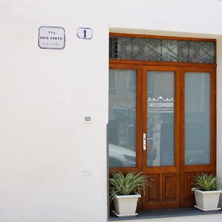 San Leonardo Guest House カステルブオーノ エクステリア 写真
